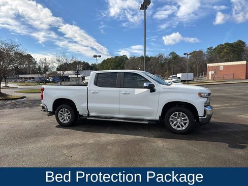 Used 2021 Chevrolet Silverado 1500 LT w/ Bed Protection Package image 4