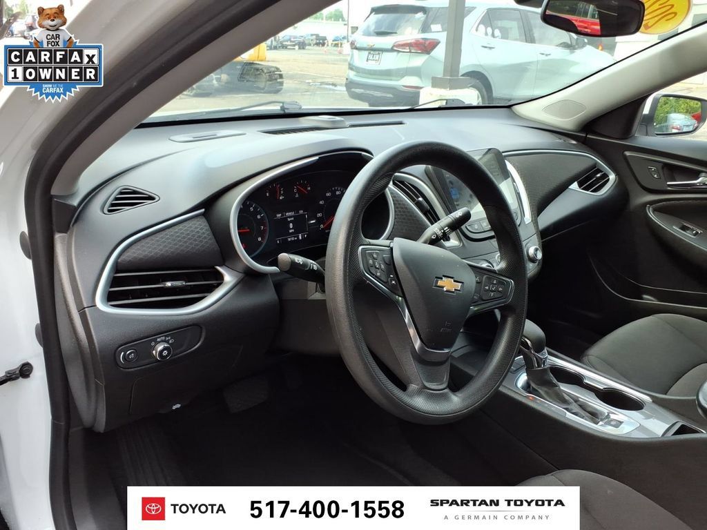 Used 2024 Chevrolet Malibu LT FWD image 15