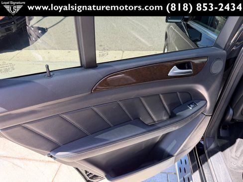 Used 2015 Mercedes-Benz GL 450 4MATIC image 16