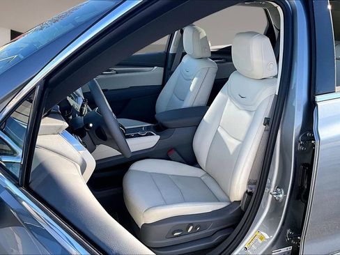 New 2026 Cadillac XT5 Premium Luxury w/ Driver Assist Package image 9