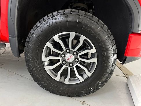 Used 2022 GMC Sierra 1500 AT4 w/ AT4 Preferred Package image 16