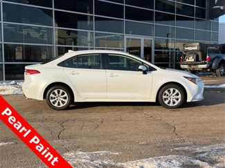 Used 2024 Toyota Corolla LE video 2