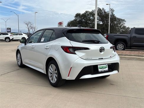 New 2026 Toyota Corolla SE w/ Carpet Mat Package (TMS) image 3