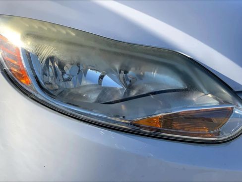 Used 2013 Ford Focus SE image 25