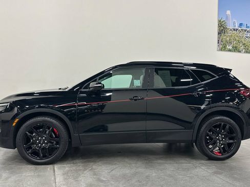 Used 2025 Chevrolet Blazer LT w/ Sound & Technology Package AWD/4WD image 7