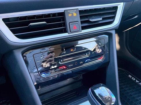 Used 2025 Volkswagen Taos SEL image 24