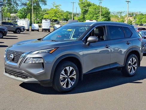 Certified 2023 Nissan Rogue SV w/ SV Premium B Package AWD/4WD image 3