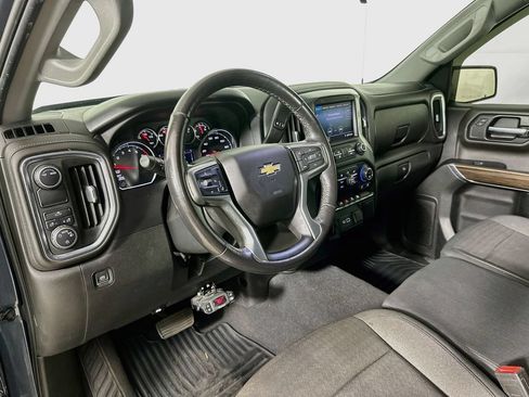 Used 2021 Chevrolet Silverado 1500 LT w/ Bed Protection Package RWD image 10