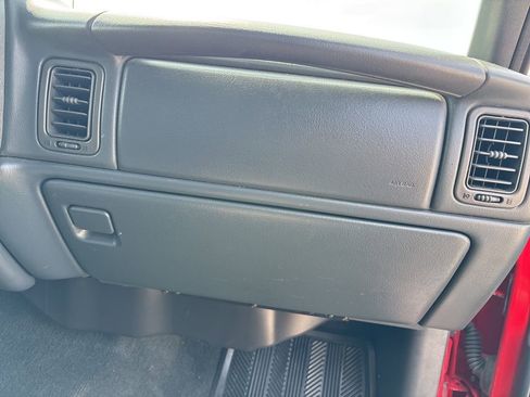 Used 2000 GMC Sierra 1500 SLE image 15