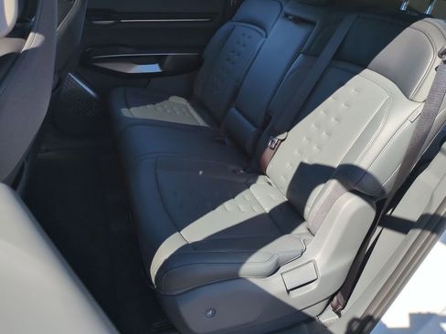 New 2026 Kia EV9 Wind image 38