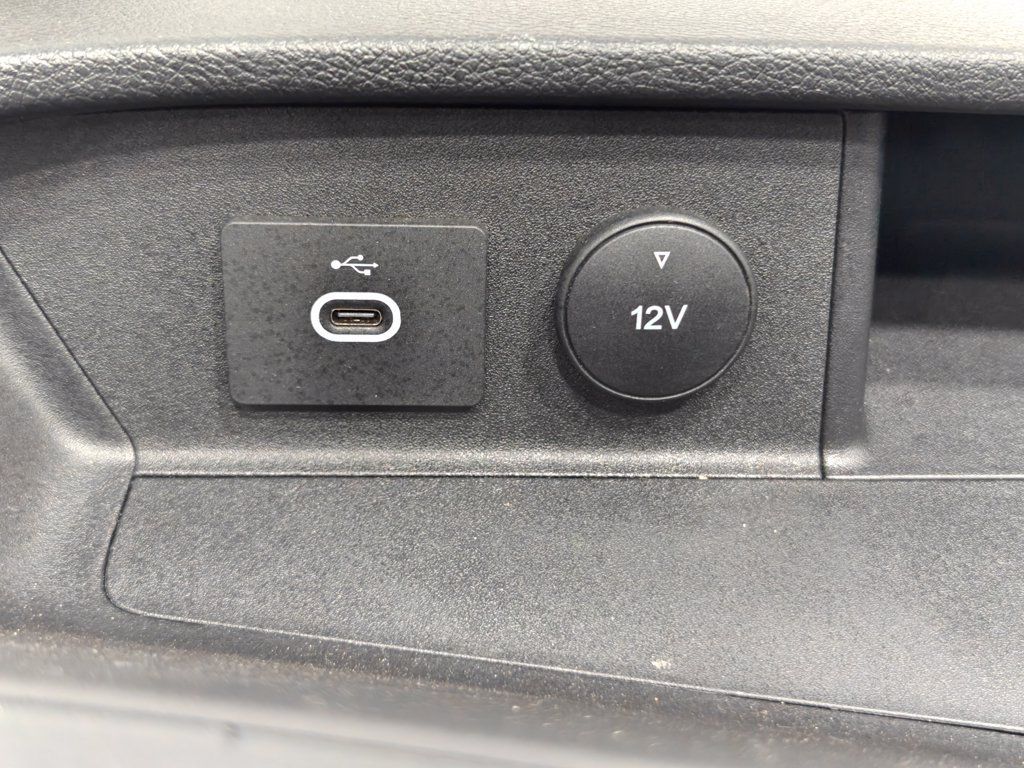 Used 2025 Ford Transit 250 Low Roof w/ Exterior Upgrade Package RWD image 34