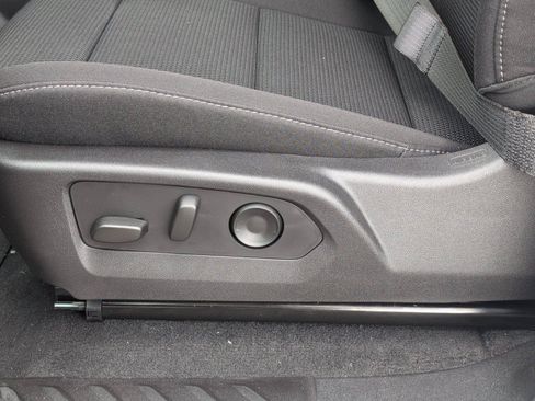 New 2026 GMC Canyon Elevation w/ Convenience Package RWD image 18