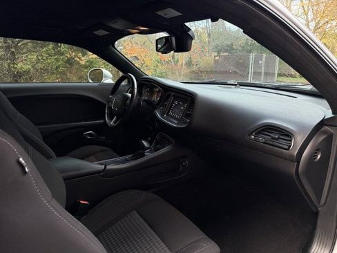 Used 2021 Dodge Challenger SXT w/ Blacktop Package image 7