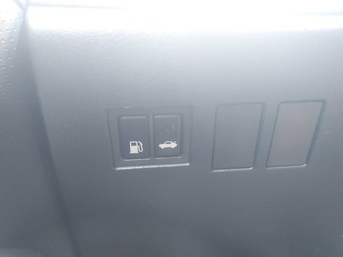 Used 2008 Toyota Avalon Touring FWD image 23