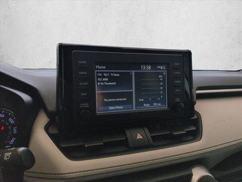 Used 2019 Toyota RAV4 XLE w/ Convenience Package image 13