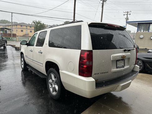 Used 2012 Chevrolet Suburban LTZ AWD/4WD image 6