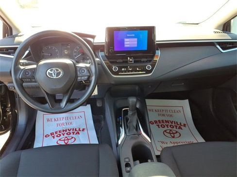 Used 2024 Toyota Corolla LE image 10