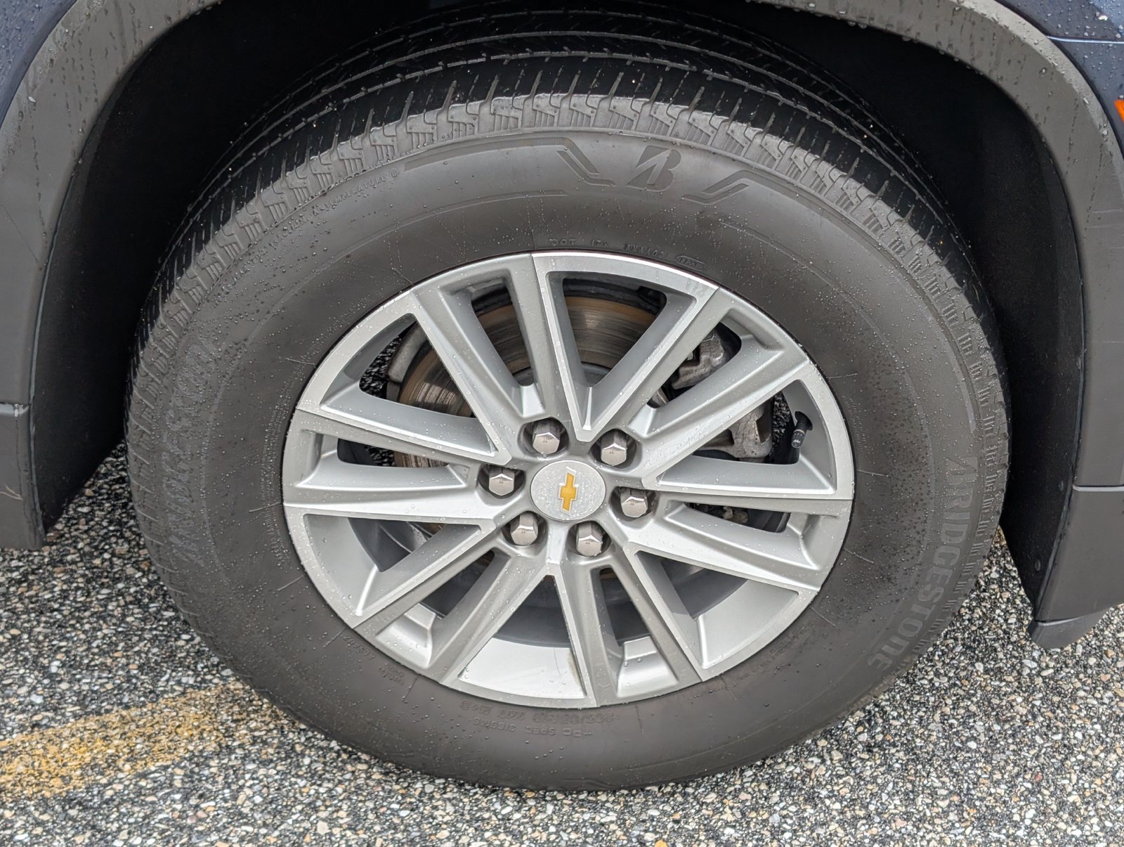 Used 2023 Chevrolet Traverse LT AWD/4WD image 11