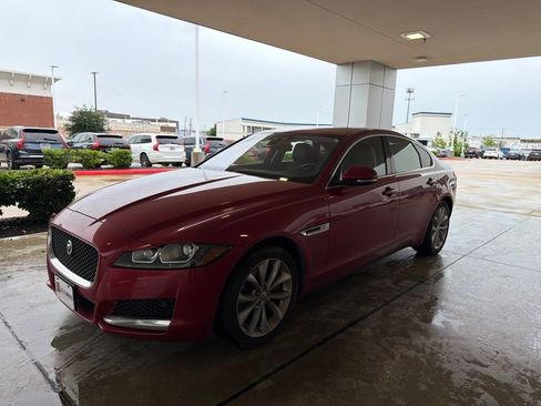 Used 2018 Jaguar XF Premium AWD/4WD image 1