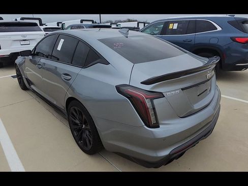 Used 2024 Cadillac CT5 V Blackwing w/ Carbon Fiber Package 2 RWD image 8