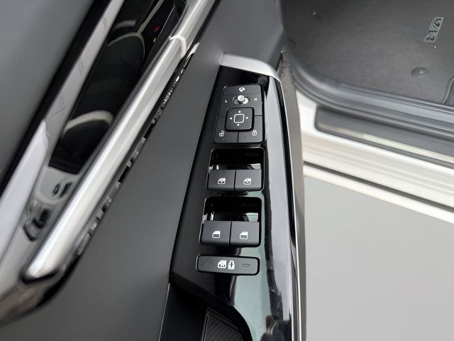 Used 2024 Kia EV6 GT-Line AWD/4WD image 14