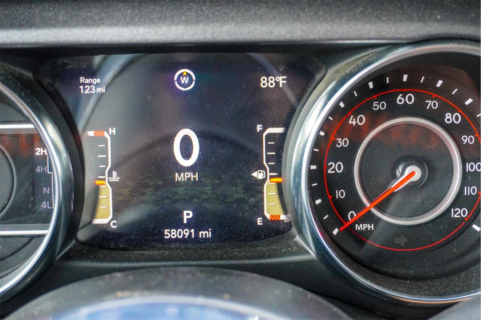 Used 2022 Jeep Gladiator Mojave w/ Trailer Tow Package AWD/4WD image 26