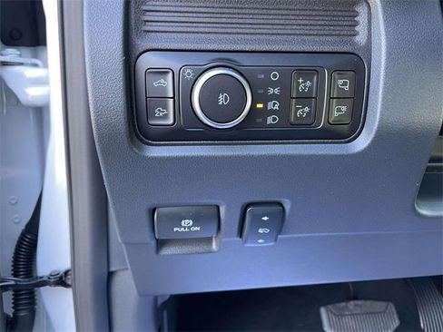 New 2026 Ford F250 Lariat w/ Black Appearance Package image 15