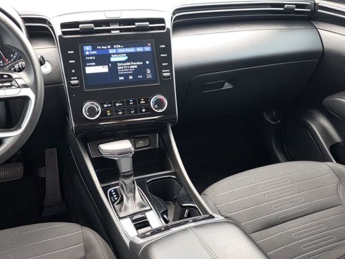 Used 2022 Hyundai Santa Cruz SEL FWD image 12