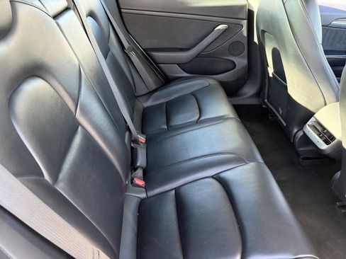 Used 2022 Tesla Model 3 Long Range AWD/4WD image 14