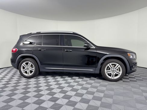 Used 2021 Mercedes-Benz GLB 250 image 8
