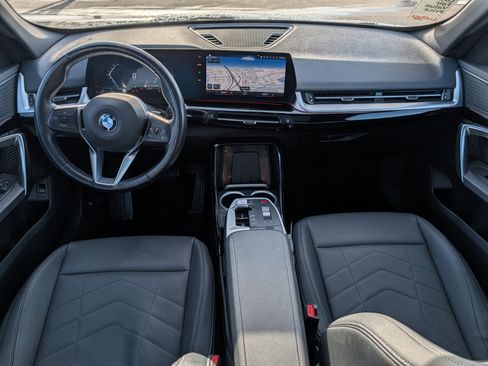 Used 2023 BMW X1 xDrive28i image 10