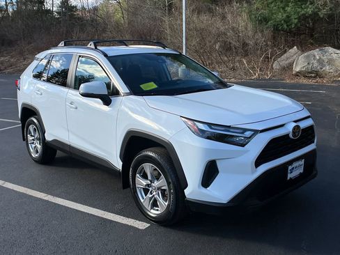 Used 2023 Toyota RAV4 XLE w/ XLE Grade Weather Package image 7