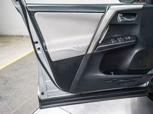 Certified 2017 Toyota RAV4 XLE image 24