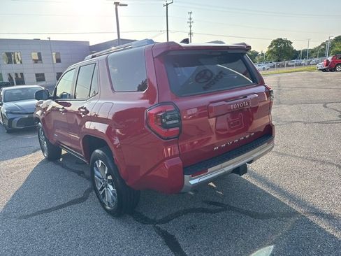 Used 2025 Toyota 4Runner Limited image 9