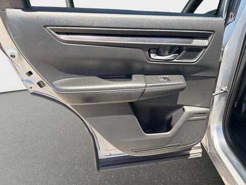 Used 2025 Honda CR-V Sport-L image 11