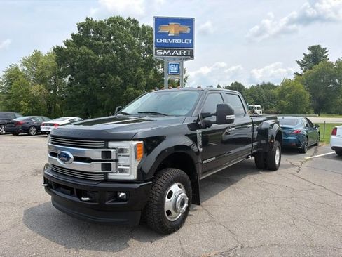 Used 2019 Ford F350 Limited w/ FX4 Off-Road Package AWD/4WD image 1