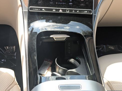 Certified 2026 Mercedes-Benz GLC 300 image 6