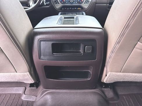 Used 2018 Chevrolet Silverado 1500 LTZ w/ Sport Package image 20