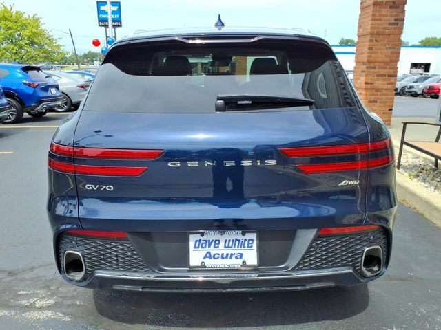 Used 2023 Genesis GV70 2.5T w/ Advanced Package AWD/4WD image 23