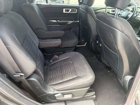 Certified 2020 Ford Explorer XLT AWD/4WD image 17