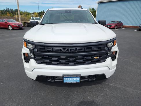 Certified 2023 Chevrolet Silverado 1500 Custom image 3