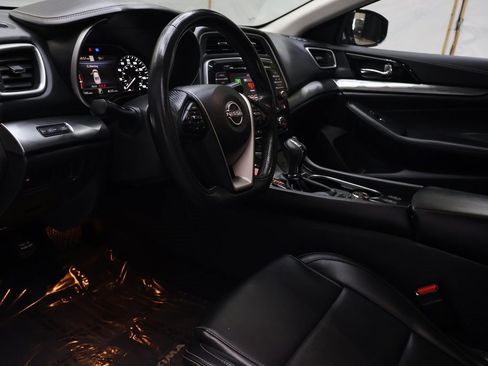 Used 2023 Nissan Maxima SV w/ Floor Mat Group image 18