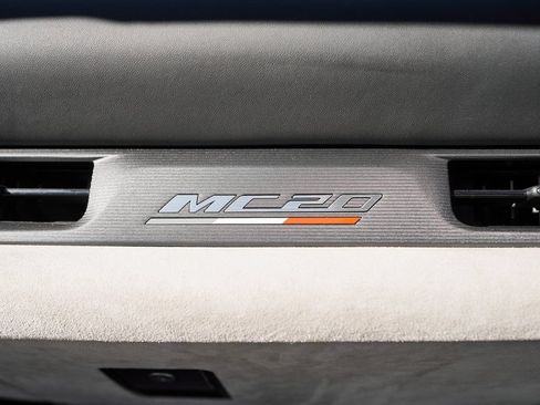 Used 2023 Maserati MC20 Spyder RWD image 42