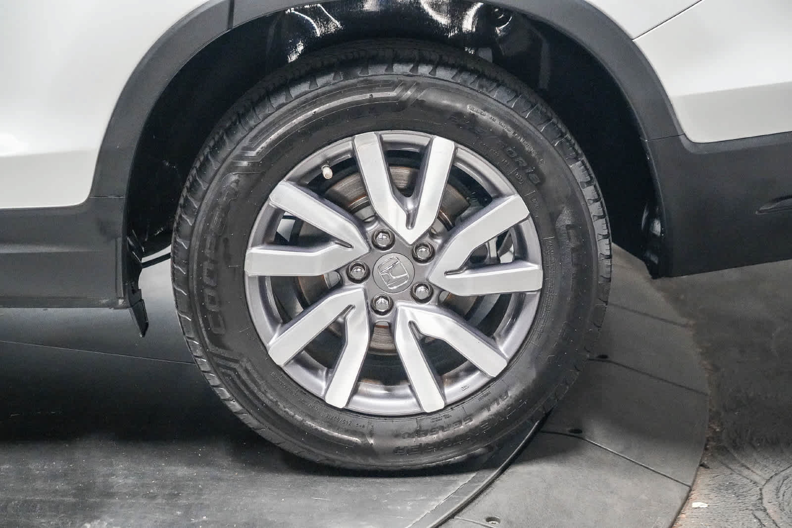 Used 2020 Honda Pilot EX image 10