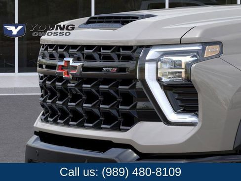 New 2026 Chevrolet Silverado 2500 ZR2 image 13