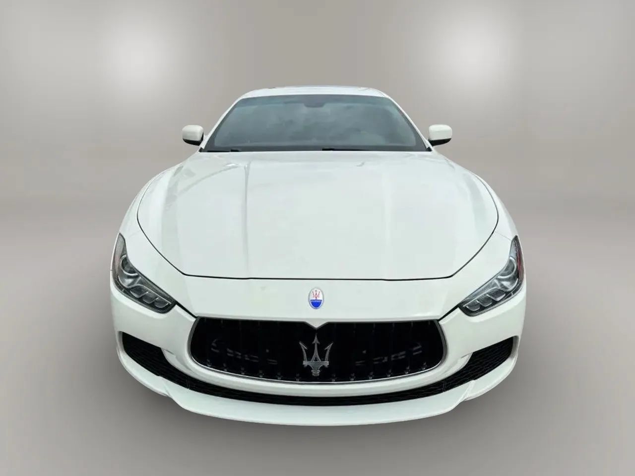 Used 2015 Maserati Ghibli RWD image 2