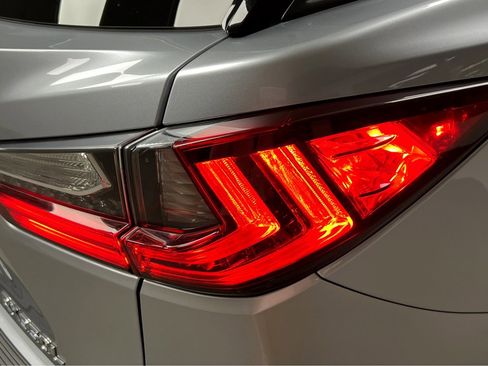 Certified 2022 Lexus RX 350L Premium w/ Premium Package image 29