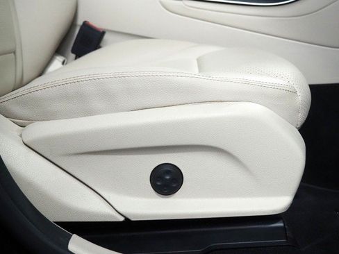 Used 2022 Mercedes-Benz GLC 300 4MATIC image 58