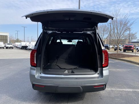 Used 2024 GMC Yukon AT4 w/ AT4 Premium Plus Package image 11