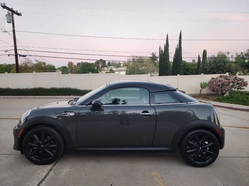 Used 2012 MINI Cooper Coupe S image 8